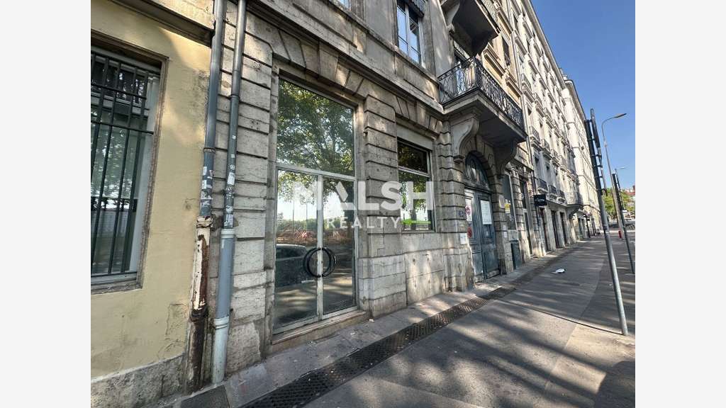 Local à louer de 141m² à Lyon 1er quai Jean Moulin