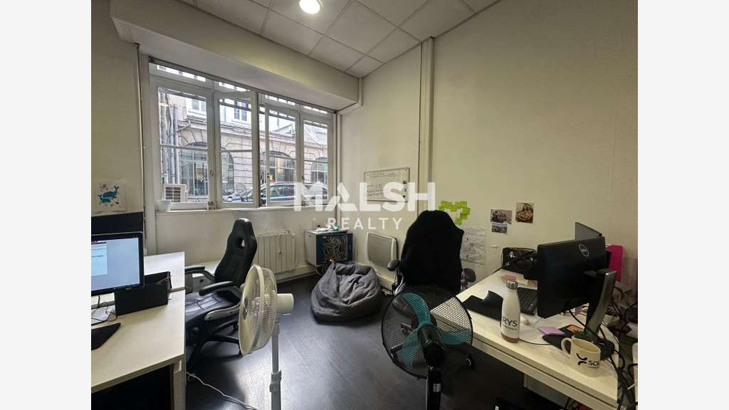 Local à louer de 141m² à Lyon 1er quai Jean Moulin