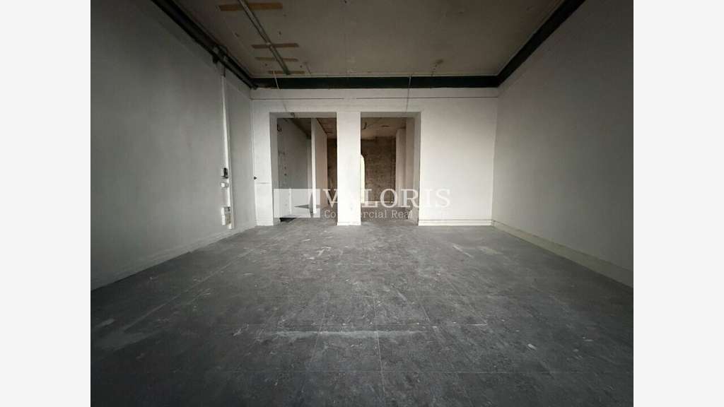 Local commercial de 240m² à louer à Lyon 69001