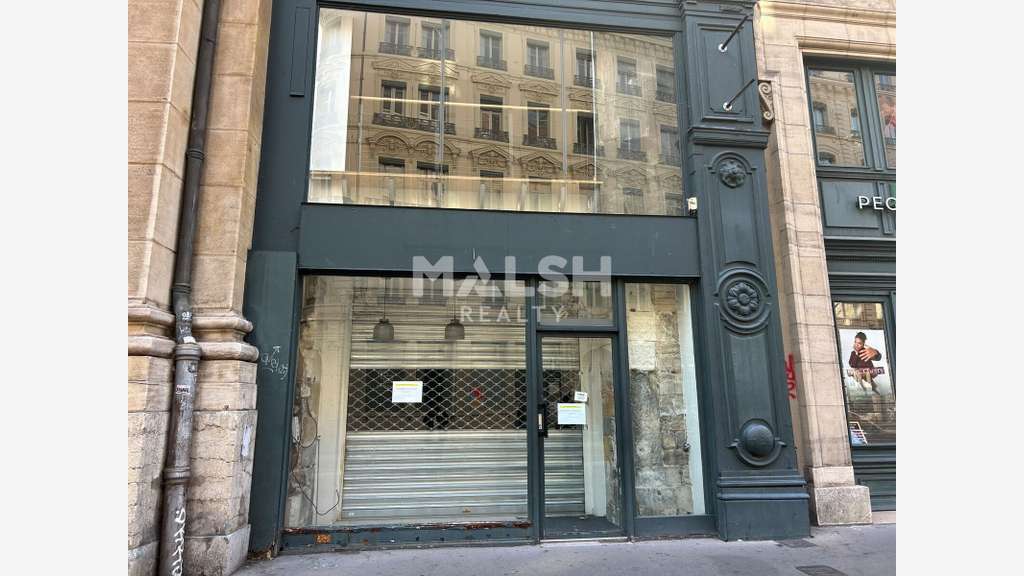LOCAL COMMERCIAL À LOUER - 163 m² - LYON 1