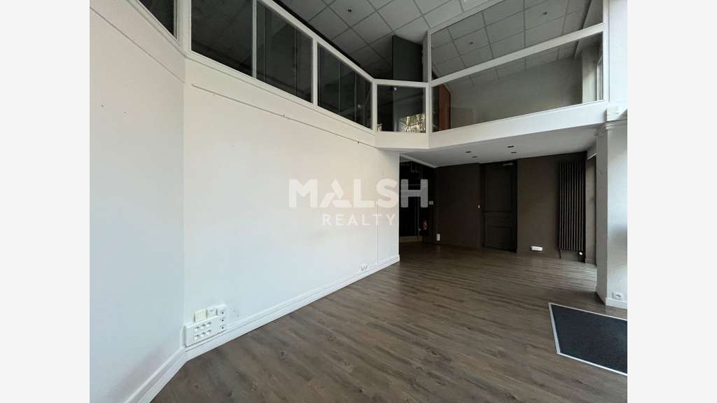 A louer local 142m² à Lyon 2e Charité / Ainay