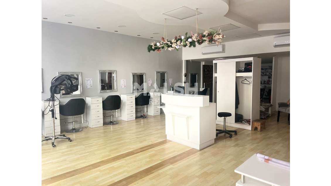 LOCAL COMMERCIAL À LOUER - 90 m² - LYON 2