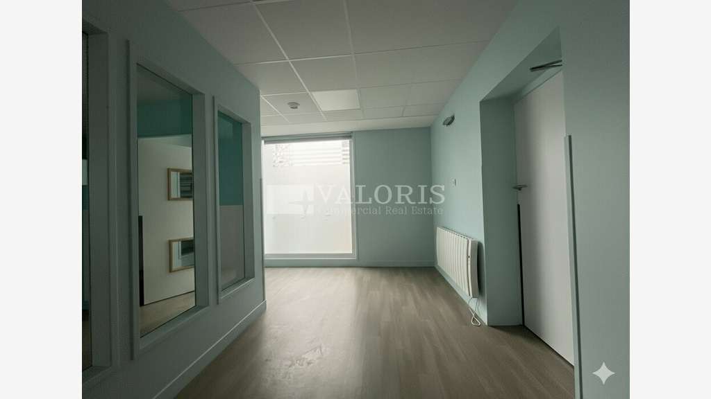Location local commercial 165m² Lyon 2e Confluence
