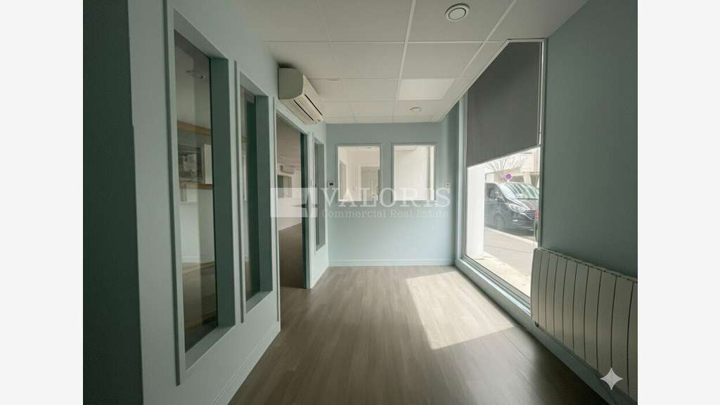 Location local commercial 165m² Lyon 2e Confluence