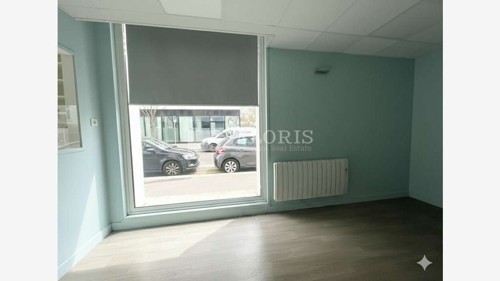 Location local commercial 165m² Lyon 2e Confluence