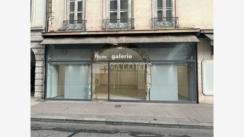 Location local 86m² à Lyon 2e Place Bellecour