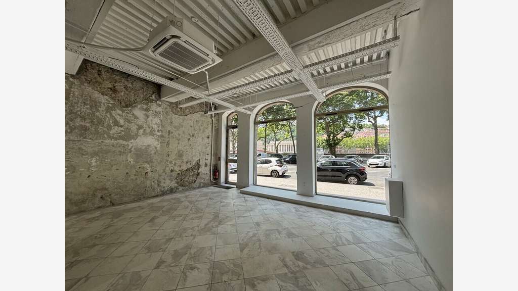 A louer local commercial 160m² Presqu'île Lyon