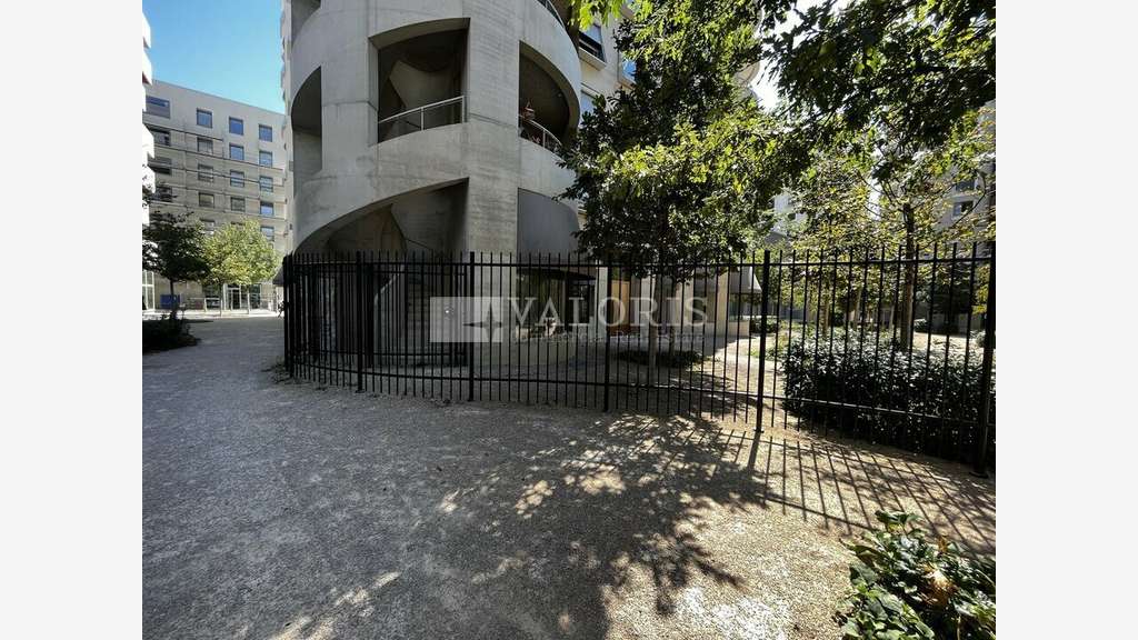 Location local commercial 67m² Lyon 2 Confluence