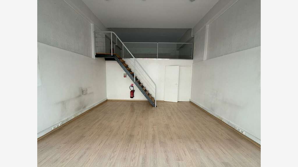 Location local commercial 55m² Carré d'Or Lyon 2e