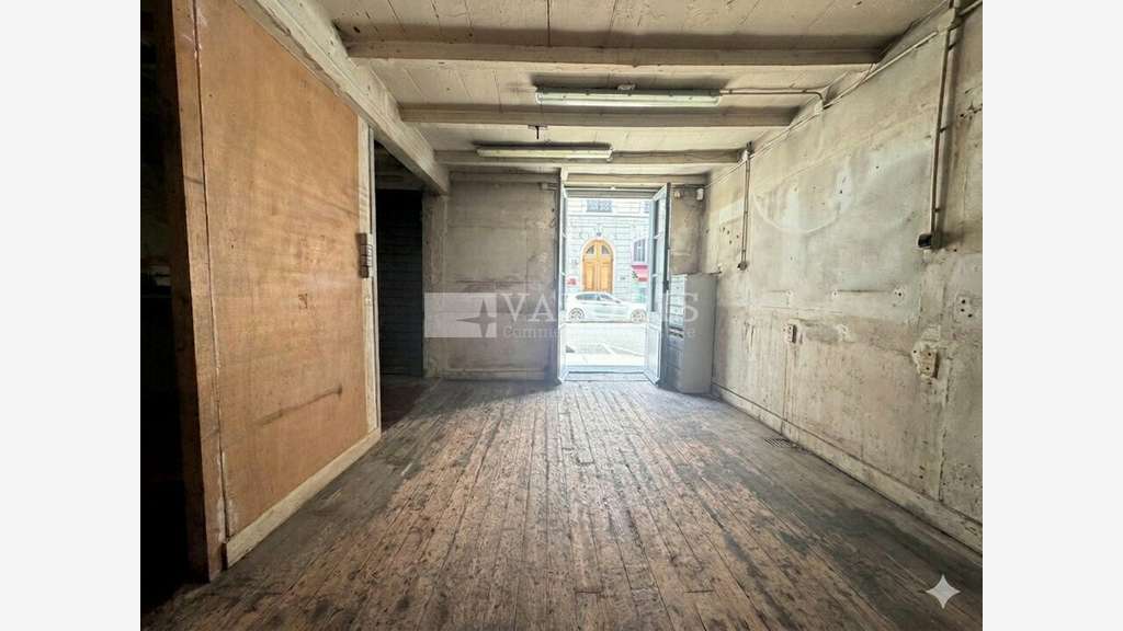 Location local 55.5m² à Lyon 2e presqu'ile