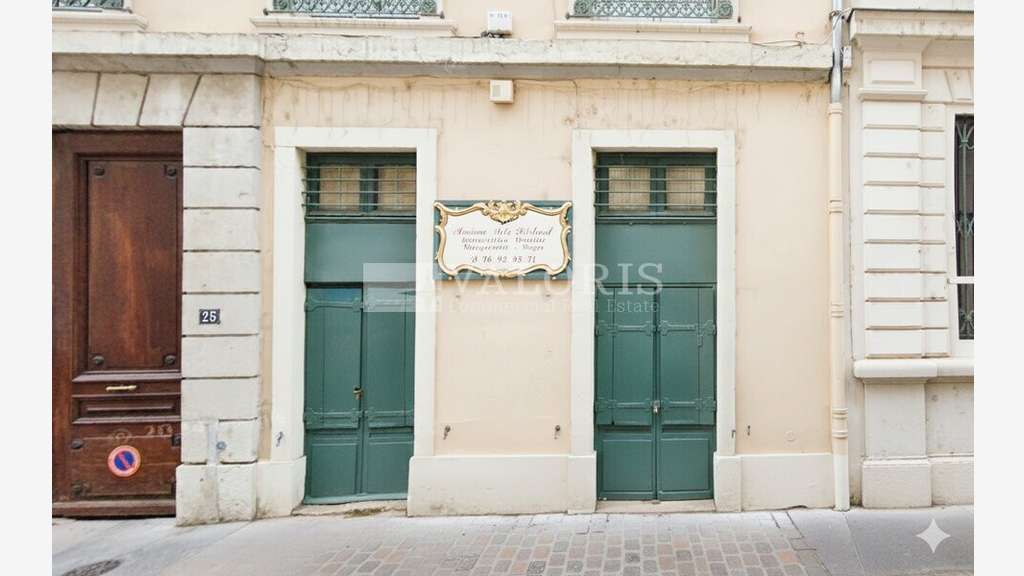 Location local 55.5m² à Lyon 2e presqu'ile
