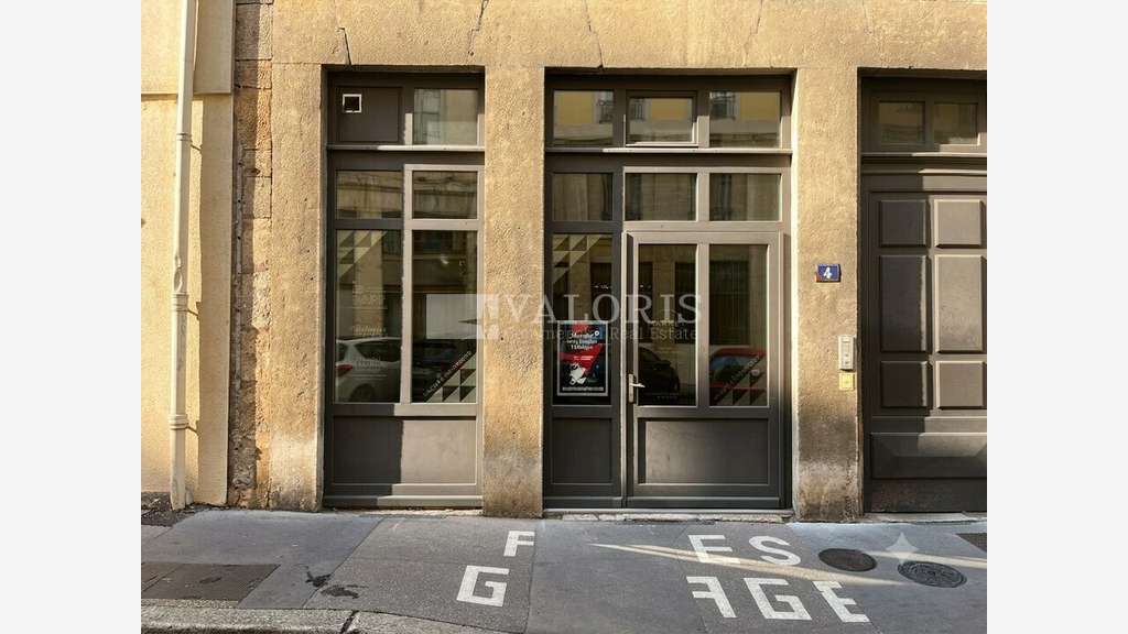 A louer local commercial 32m² à Lyon 2e Presqu'île