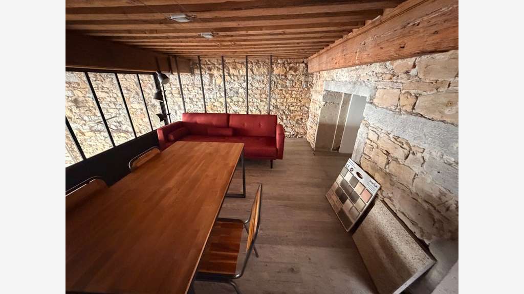 Local/bureau de 52m² à louer à Lyon 69002