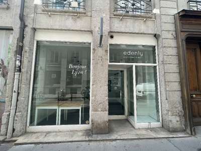 Local commercial de 21m² à louer à Lyon 69002