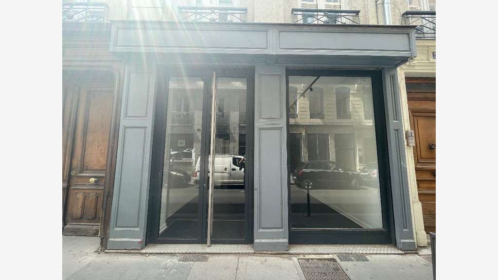 Local commercial de 27m² à louer à Lyon 69002