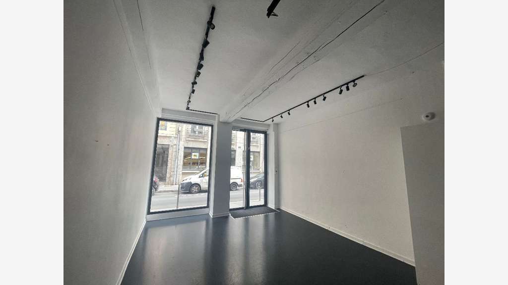 Local commercial de 27m² à louer à Lyon 69002