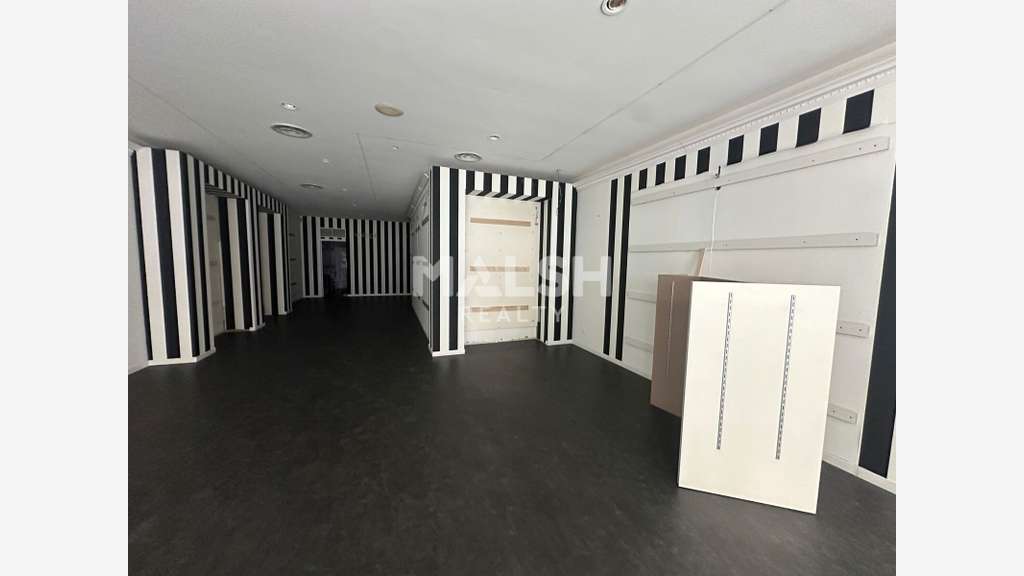 Local à louer 98m² à Lyon 2e rue Victor Hugo