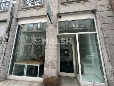 Local à louer 21m² à Lyon 2e rue Auguste Comte