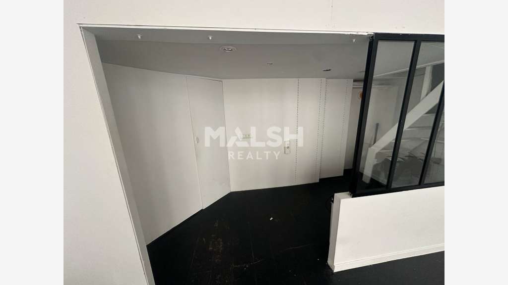 Local à louer 21m² à Lyon 2e rue Auguste Comte