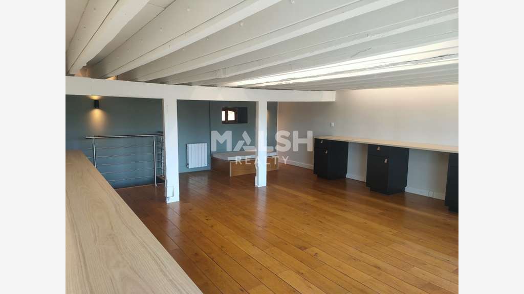 LOCAL COMMERCIAL À LOUER - 74 m² - LYON 2