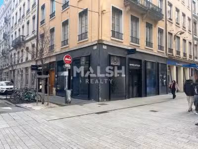 LYON 2 - LOCAL COMMERCIAL - A LOUER - 89 m²