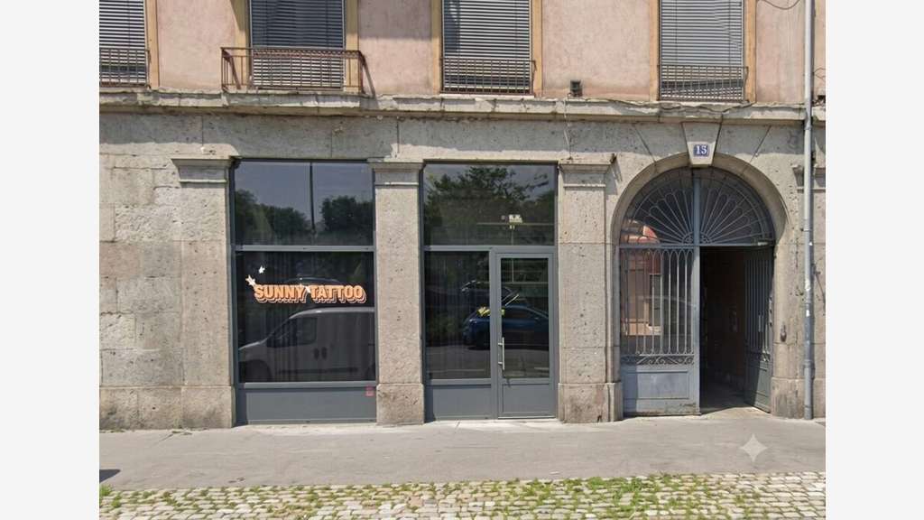 Local commercial 71m² à louer Lyon 69002 Perrache