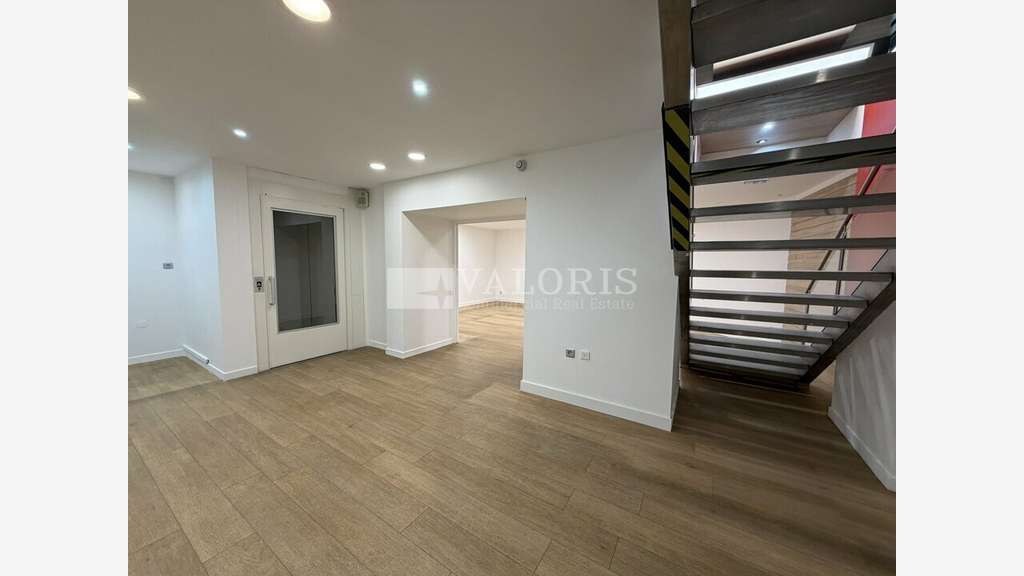 Local commercial 174m² à louer empl N°1 Lyon 2ème 