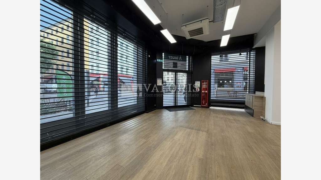 Local commercial 174m² à louer empl N°1 Lyon 2ème 