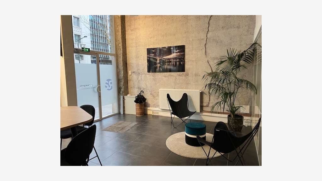 Loue local commercial 215m² à Lyon 69003 Saxe