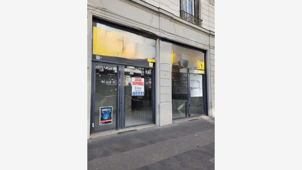 A louer très beau local 80m² à Lyon 3e Saxe