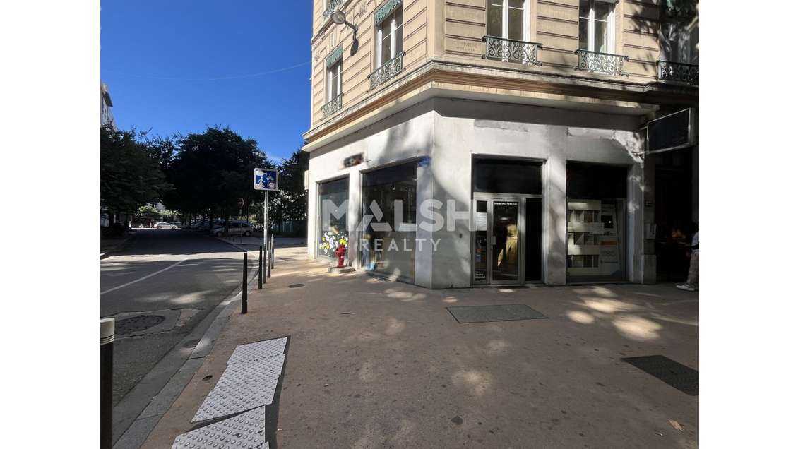 A louer local 45m² avec mezzanine à Lyon 3ème 
