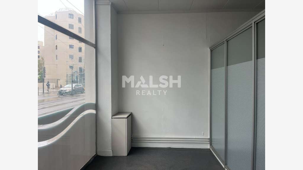 A louer local commercial 50m² à Lyon 3e Préfecture