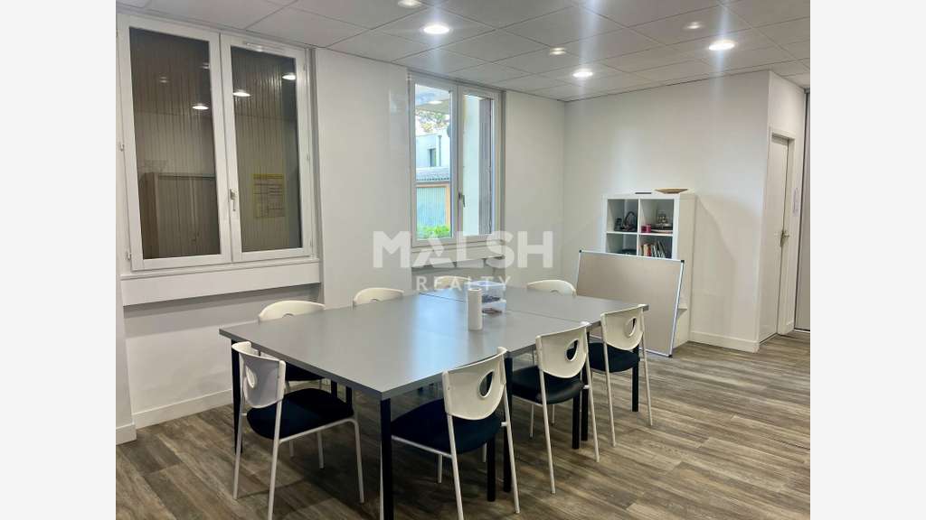 Local à louer 91m² Lyon 3e Cours du Docteur Long