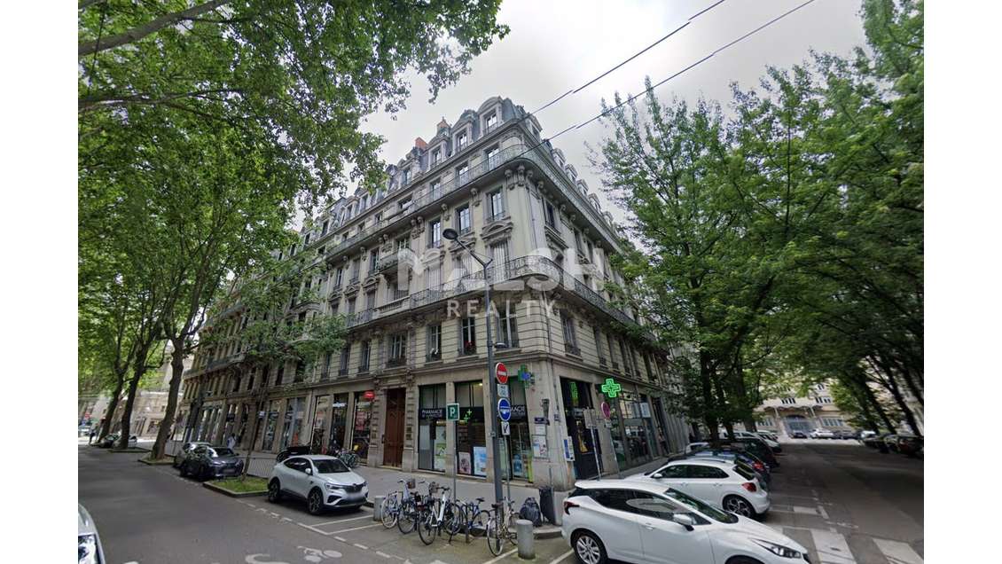 Local commercial à louer 51m² Lyon 3e Saxe