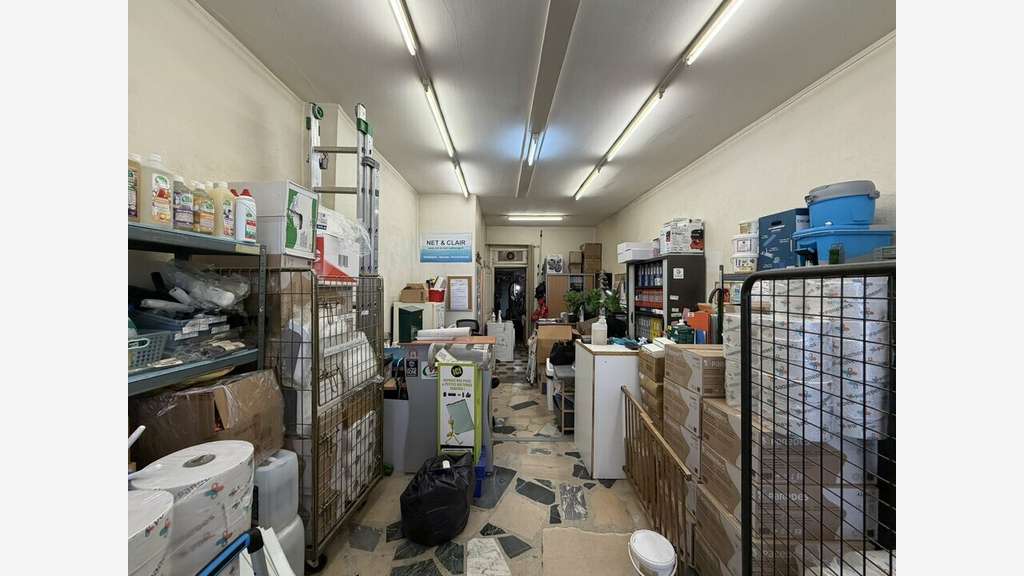 Local commercial de 64m² à louer à Lyon 69003