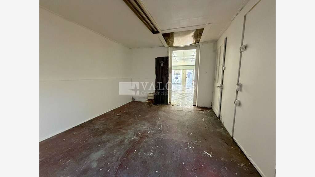 Local commercial de 64m² à louer à Lyon 69003