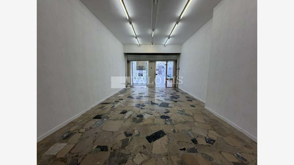 Local commercial de 64m² à louer à Lyon 69003