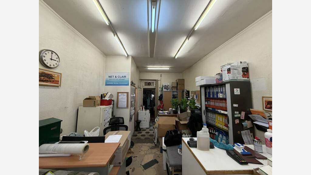 Local commercial de 64m² à louer à Lyon 69003