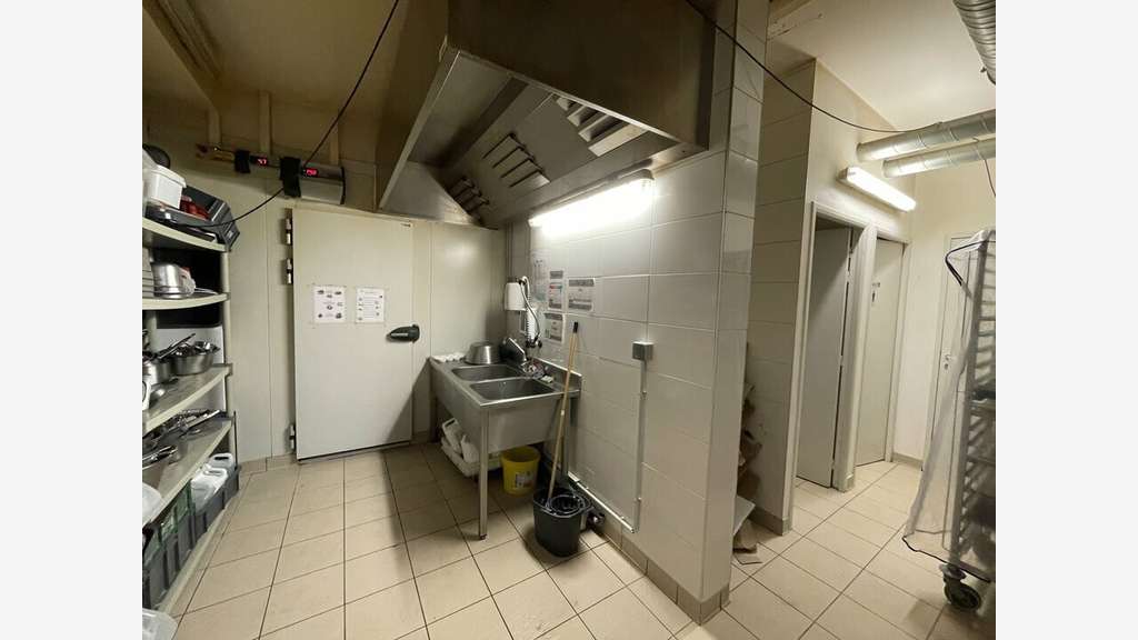 A louer local commercial 289m² axe majeur Lyon 3e