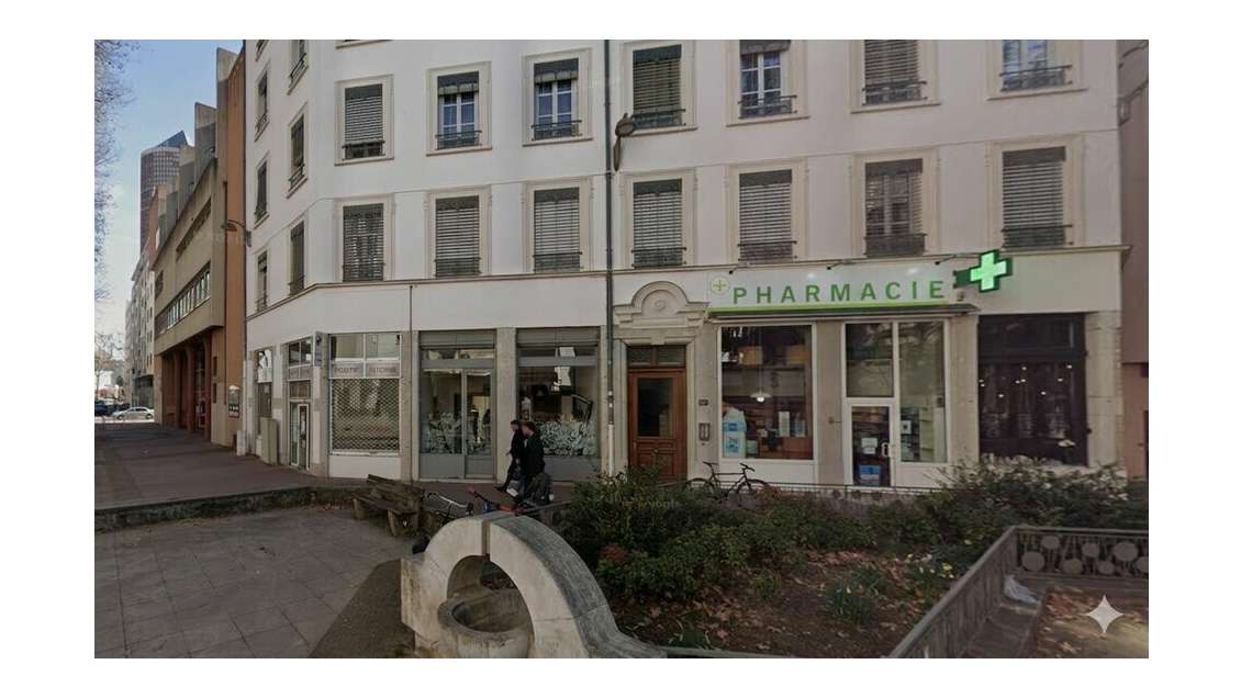 LYON - LOCAL COMMERCIAL à louer