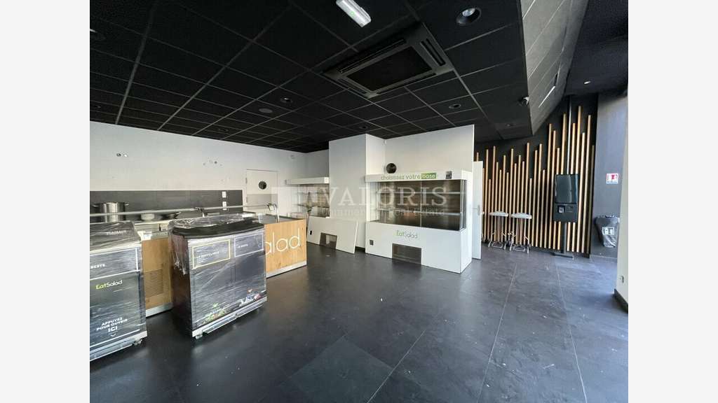 A louer local commercial 294m² à Lyon 3e