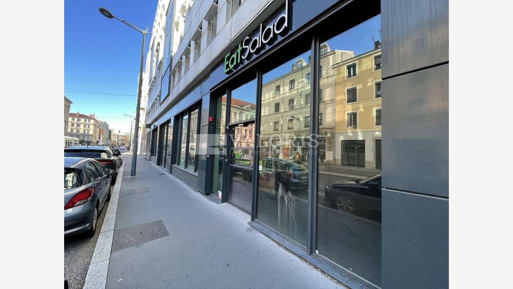 A louer local commercial 294m² à Lyon 3e