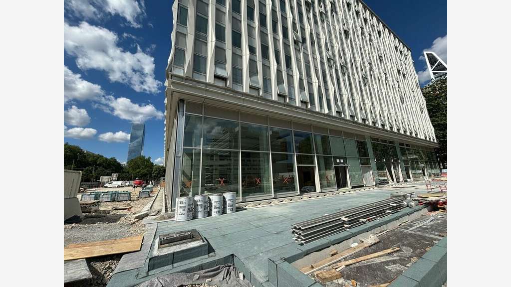 A louer local commercial 1563m² Part-Dieu Lyon