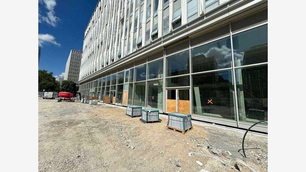 A louer local commercial 1563m² Part-Dieu Lyon