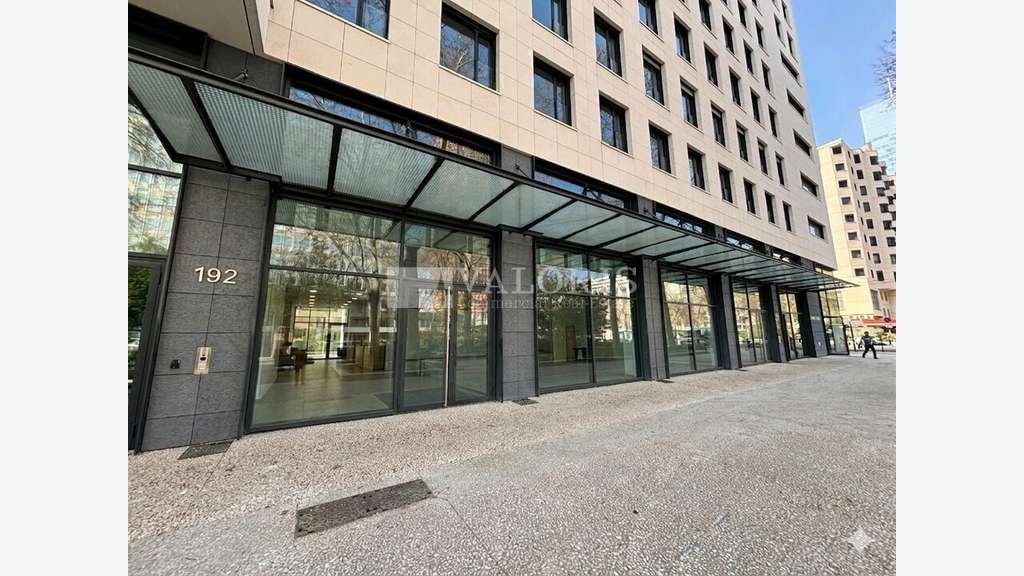 Location local commercial 274m² Lyon 3e Part Dieu