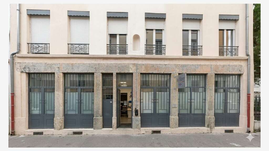 A louer local commercial 235m² Lyon 3e Part Dieu