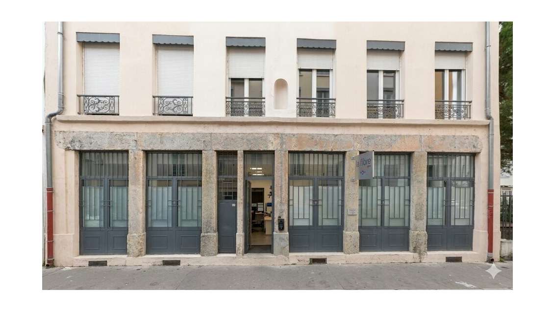 LYON - LOCAL COMMERCIAL à louer