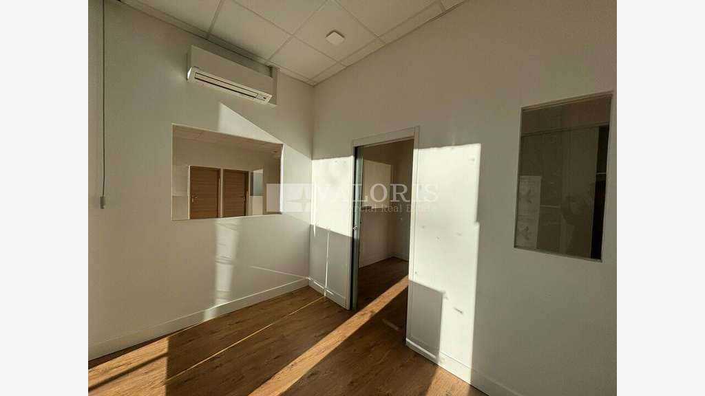 A louer local commerce 98m² Lyon 3e Saxe Gambetta