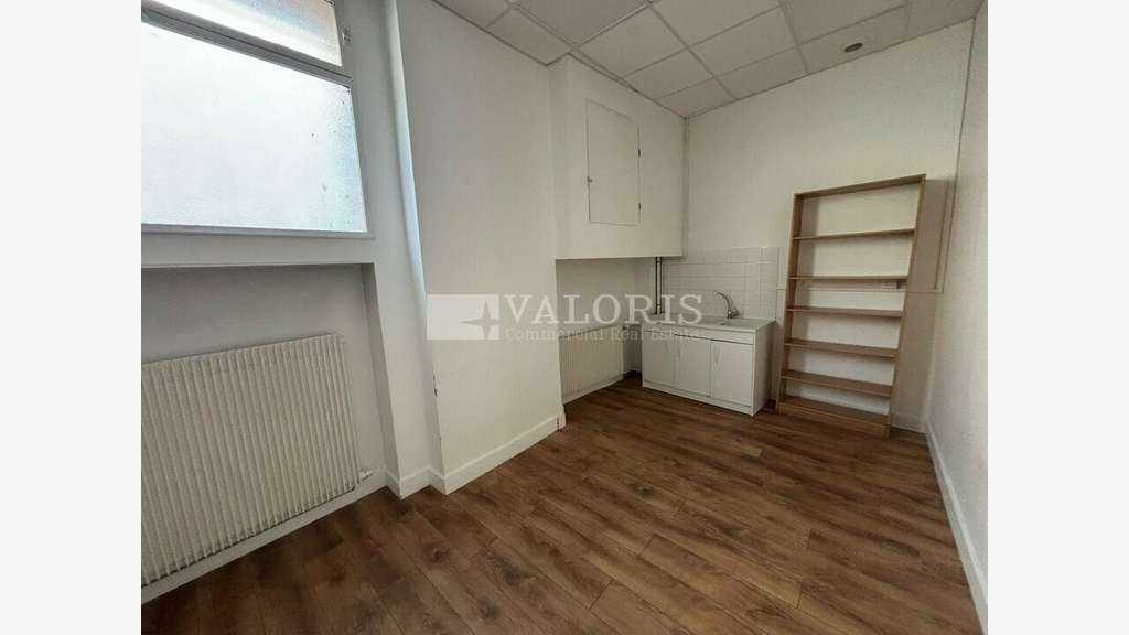 A louer local commerce 98m² Lyon 3e Saxe Gambetta