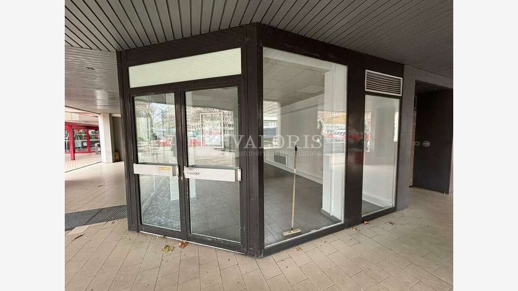 À louer local commercial 56m² à Lyon 3e Part Dieu